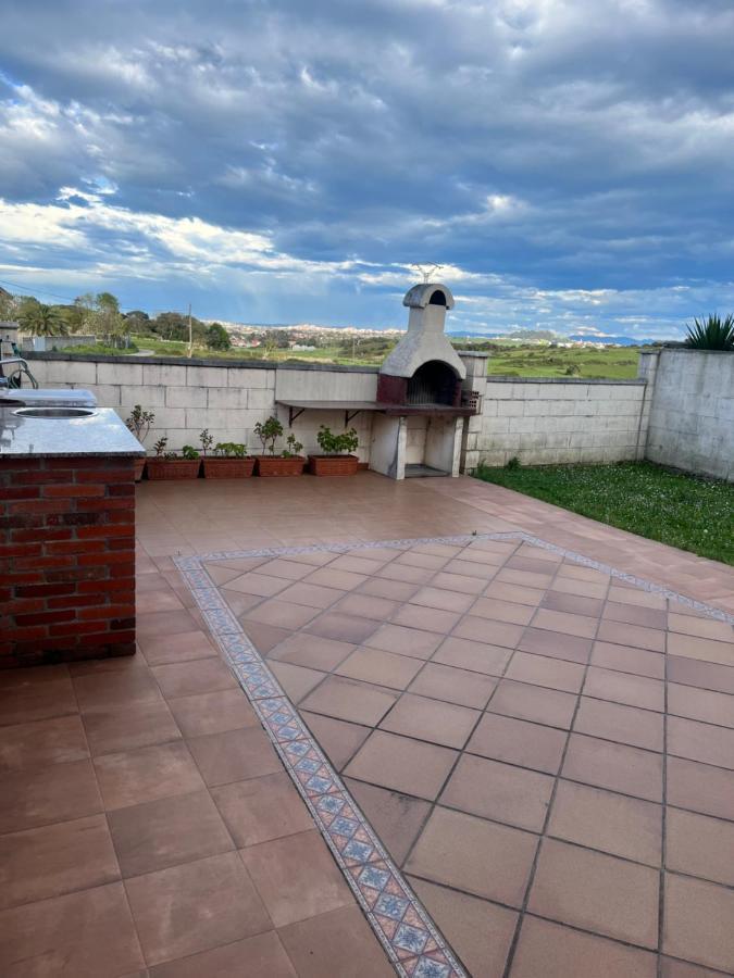 Appartamento Liencres tranquilo con piscina comunitaria Esterno foto